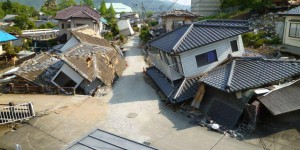 2016.05.02_益城町中野先生撮影　文化会館付近